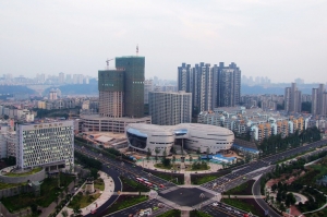 泸州新能源推广示范城市 公交校车尝鲜