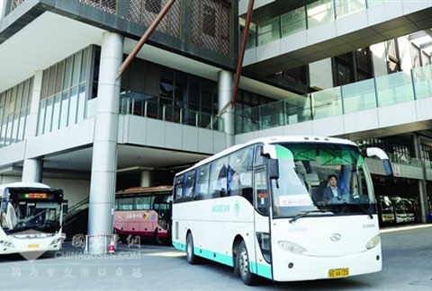 北广场汽车客运站候机楼启用，机场班线直通车同时开通