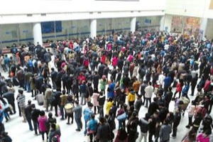 新疆三级以上客运站9月起实名售检票