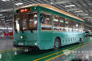 北京开通首条纯电动观光巴士线路