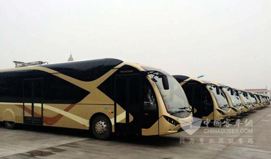 “高大上”的金华BRT公交车