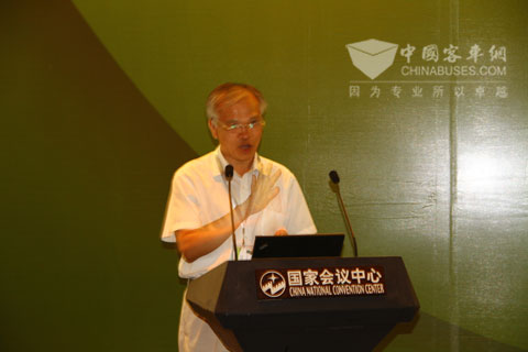 清华汽车工程开发研究院常务副院长宋健教授