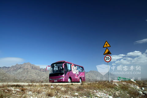 新捷冠穿行于西北大地