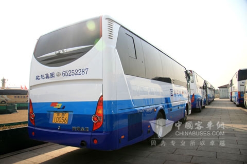 图说两会：中国客车业服务2013“两会”