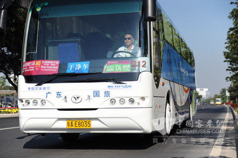 服务广州亚运 青年客车尽显王者风范