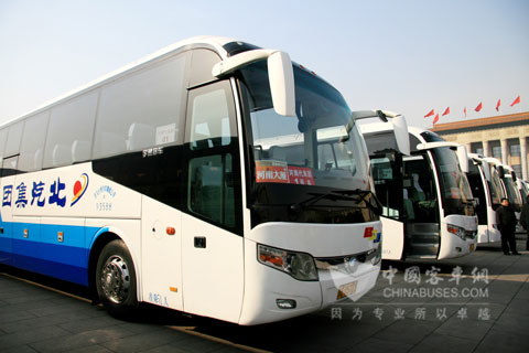 用于接送代表委员的两会服务用车