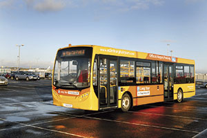 亚历山大丹尼斯Enviro200客车