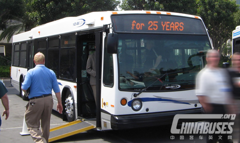 Nova LFS 低地板城市客车