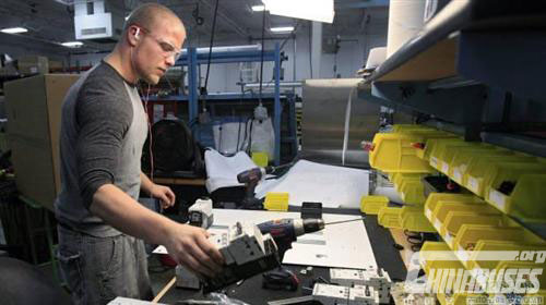 电气设备供应商伊顿斥资118亿美元收购库柏工业集团