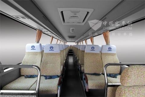 金旅客车XML6127商旅版