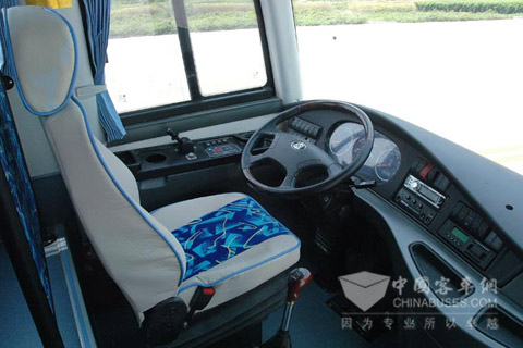 中通客车LCK6118H-2