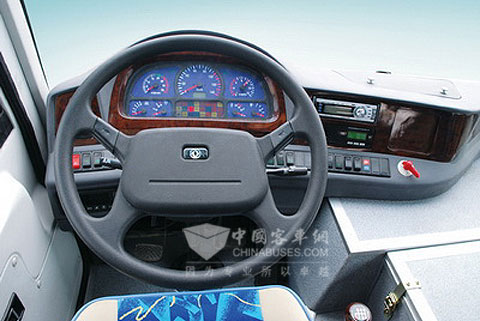 中通客车LCK6802HXA