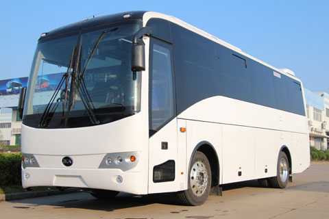 出口车型：百路佳客车JXK6880