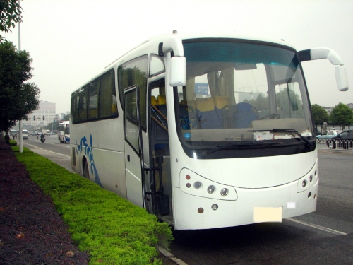 售2003年广州星王45座大客