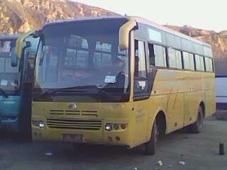 出售宇通6900D-1型客车，2003年12月31日落户，35-41座，推拉玻璃，断气