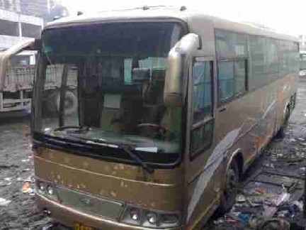 出售03年的宇通客车