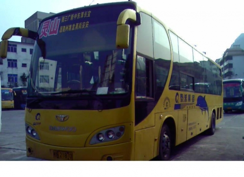 平卖05年桂林大宇（GDW6120HW3）卧辅车一辆