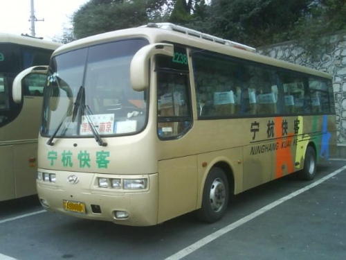 出售2004年现代6900