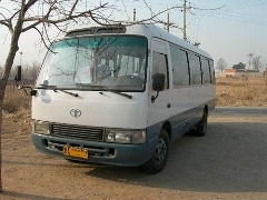 02年30坐金龙考斯特(汽油电喷)