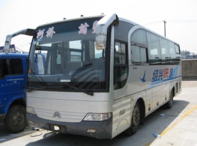 转让2004宇通ZK6830HB客车