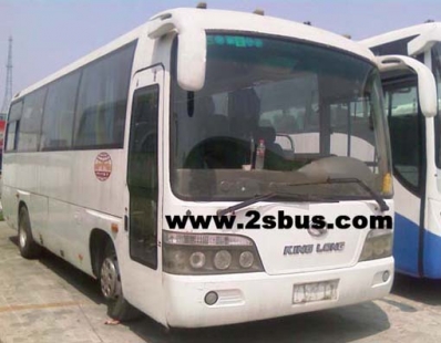 出售2003年8月35座金龙6800