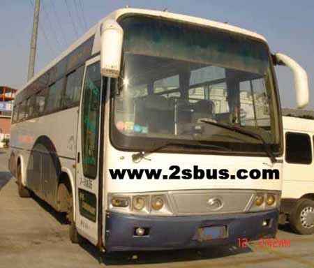 出售2002年8月46座宇通6113