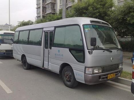 出售国家事业单位一批01后左右一手非营运电喷金龙考斯特