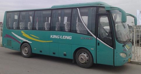 出售单位非营运03年35座厦门金龙6830
