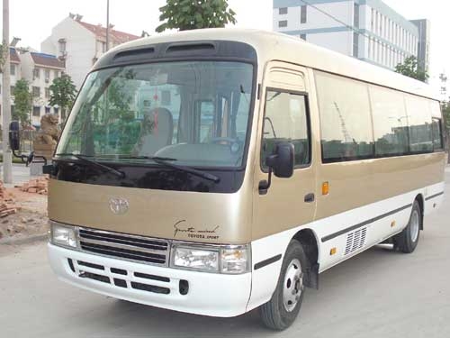 转让二手豪华金旅考斯特6700