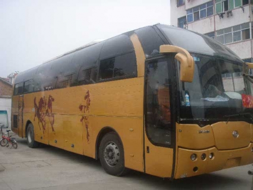 低价出售04年5月49座中大6121，车况非常好，适合做旅游、客运、通勤