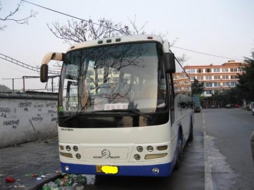 出售03年厦门金龙47坐旅游客运车