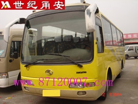 出售金龙6790 35座