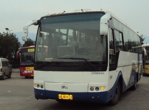 宇通6896.32座.玉柴6108发动机 空调VCD.2003年12月.现已更新下线.转让价7.8万元 