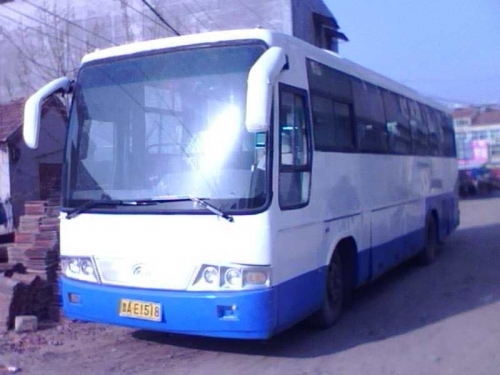 急转02年47座豪华宇通6115客车