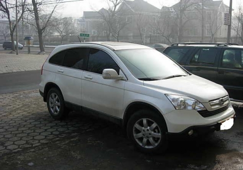 09年 本田CRV2.4自动四驱 ￥3.9 万元