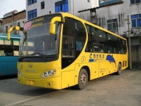 出售两台桂林大宇GDW6120HW3卧辅车