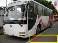 出售06年47座金龙客车，配置好，价格合理。