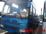 出售05年50座宇通客车，车况好，价格合理，性价比高。
