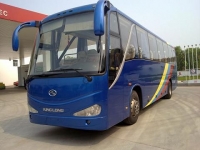 05年51座XMQ6118FB型金龙豪华旅游客车出售
