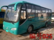 出售03年32座金龙客车，车况好，价格合理。