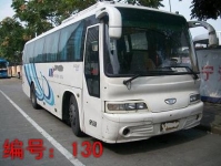 出售04年35座大宇客车，车况非常好，价格合理。
