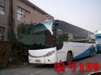 出售05年44座宇通卧铺车，配置好，价格合理，欲购从速。