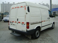 江铃全顺厢式车 