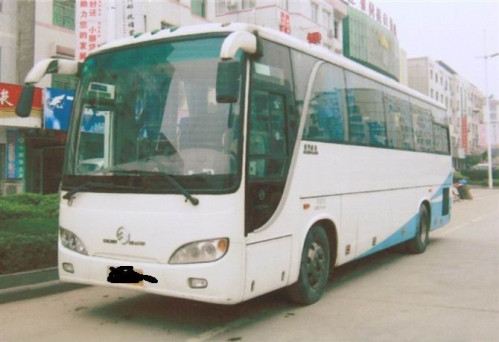 卖39座金龙旅游车