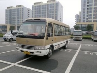 2010年11月上牌 苏州金龙海格 19座 7米长