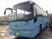 客车