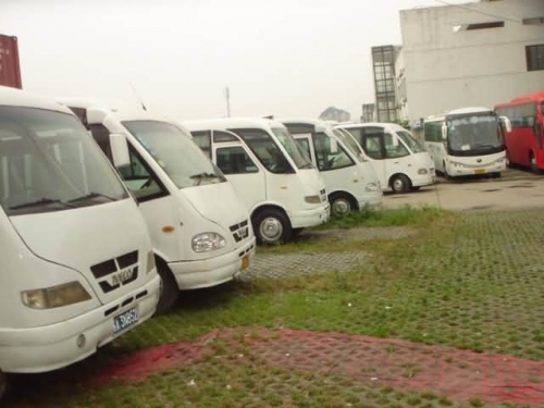 南京依维柯公司低价处理一批19座--30座依维客