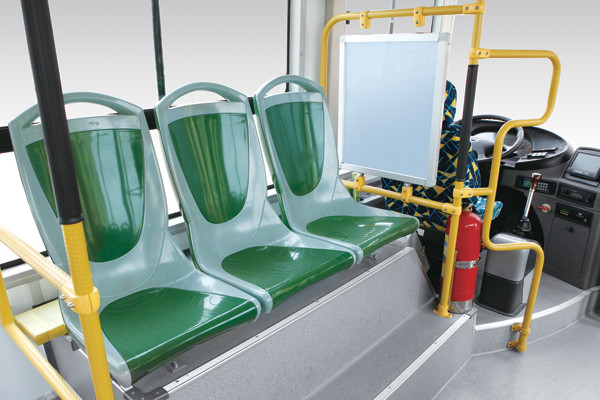 金旅XML6125J15CN公交车（天然气国五23-46座）