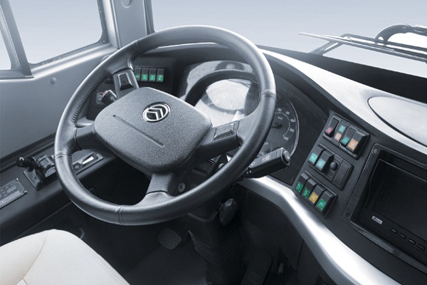 金旅XML6102J55NZ客车（天然气国五24-53座）