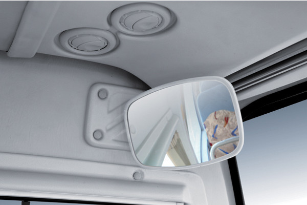 金旅XML6807J15Z客车（柴油国五24-34座）